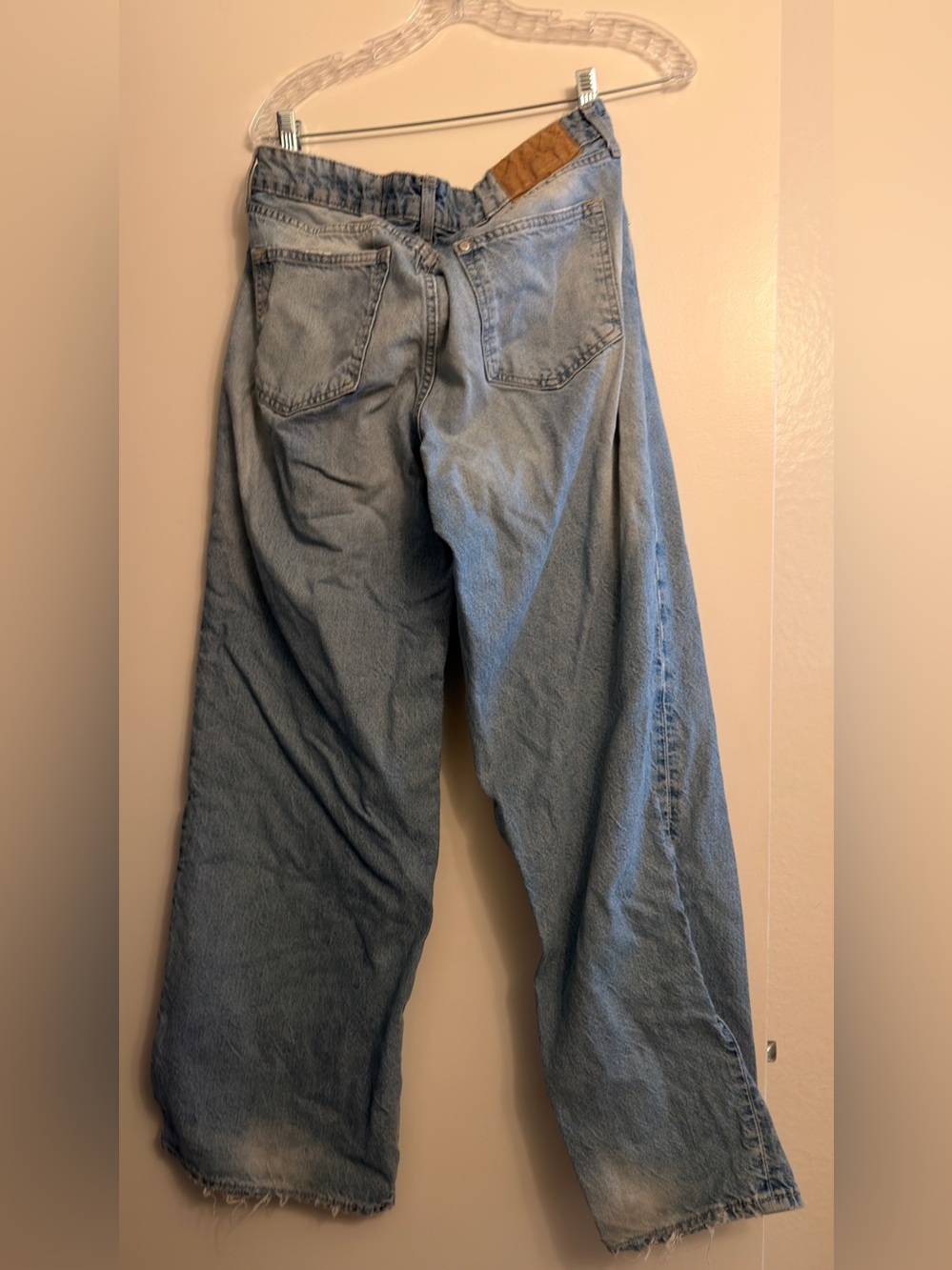 H&M Women's Light Blue Boyfriend Jeans - Picture 3 of 5